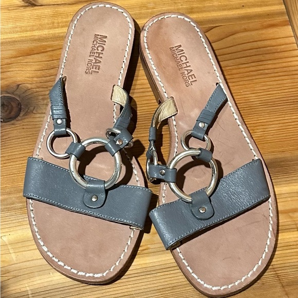Michael Kors leather sandals Retail $88 SALE. 503 - Picture 6 of 12